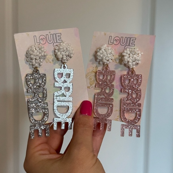 louie love Jewelry - Acrylic Bride Earrings in Silver / Pink